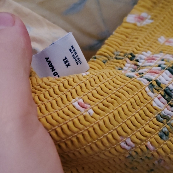 Old Navy Yellow Floral Midi Ruched Back Dress - Picture 4 of 4